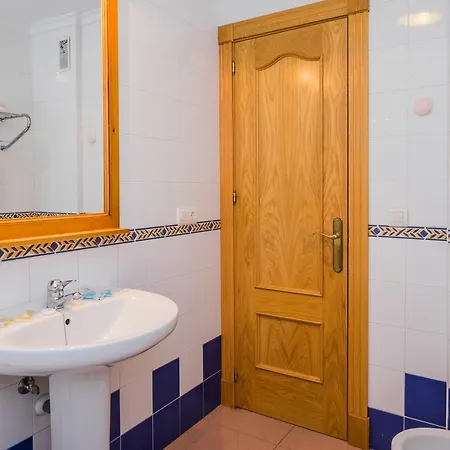 Torrecilla Beach Apartamento Cantares Lägenhet *